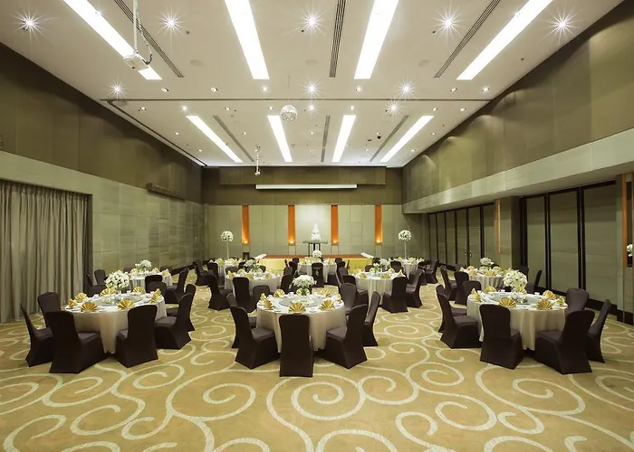 Eastin Makkasan, - Sha Extra 4*