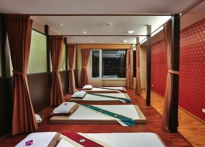 Eastin Makkasan, - Sha Extra 4*